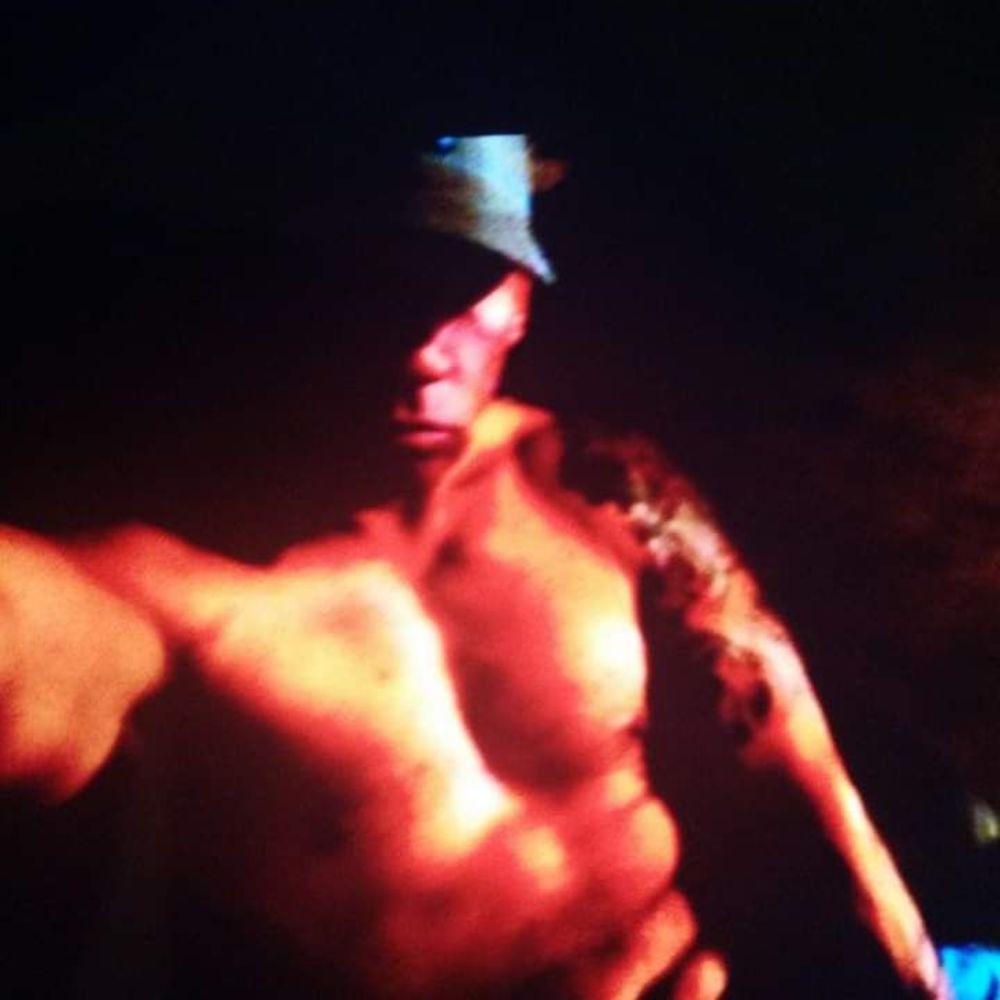 Meet your Posher, Meri